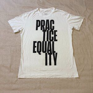 💥SUMMER DISCOUNT $10 💥 lululemon "Practice Equality" Tee - Size L
